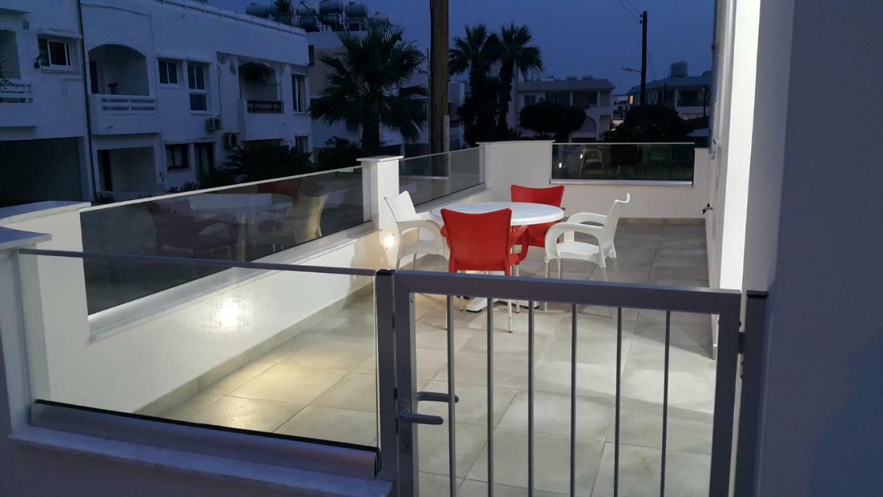 Chris'S Holiday Apt - Ayia Napa Exterior photo